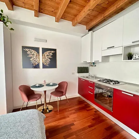 Apartment Cozy Center
