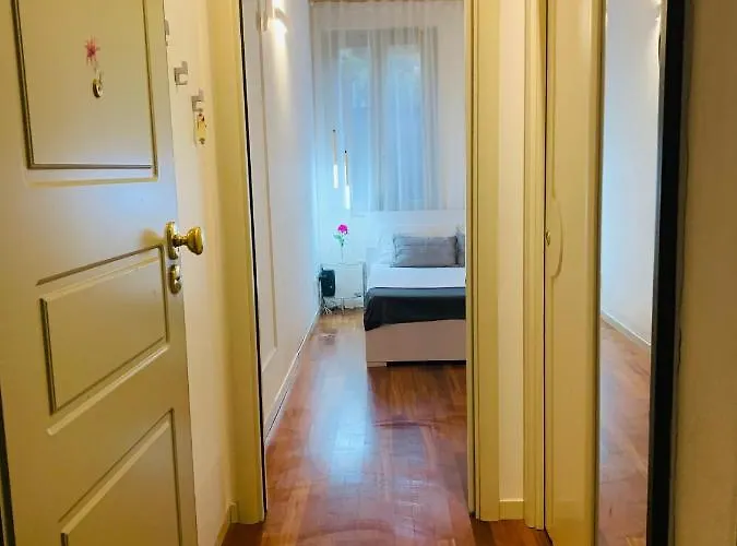 Lb - Cozy Center