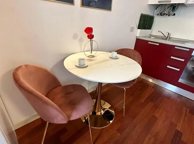 Lb - Cozy Center *